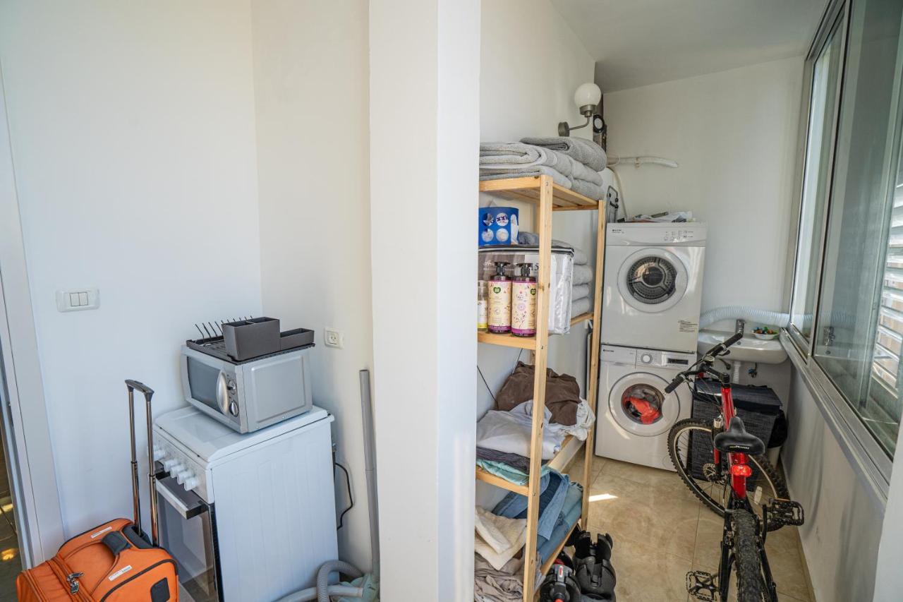 Windows On Netanya Luxury Penthouse Downtown Apartment ภายนอก รูปภาพ
